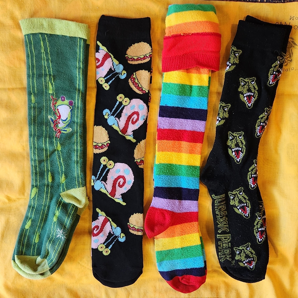 Men's Socks-- Graphic Bundle